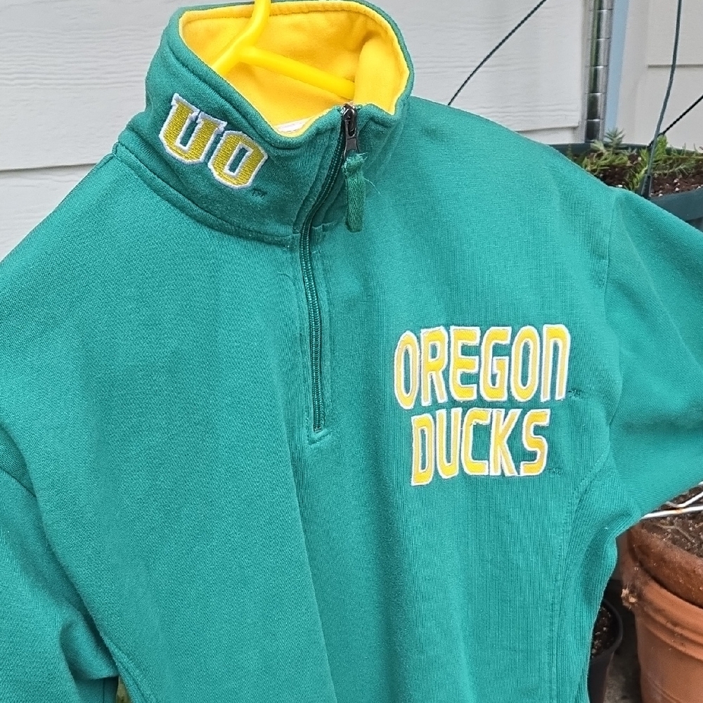 Donegal Bay U of O Ducks Pullover Sweatshirt 1/4 Zip SZ M.   (MSTR C)